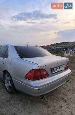 Седан Lexus LS 2002 в 