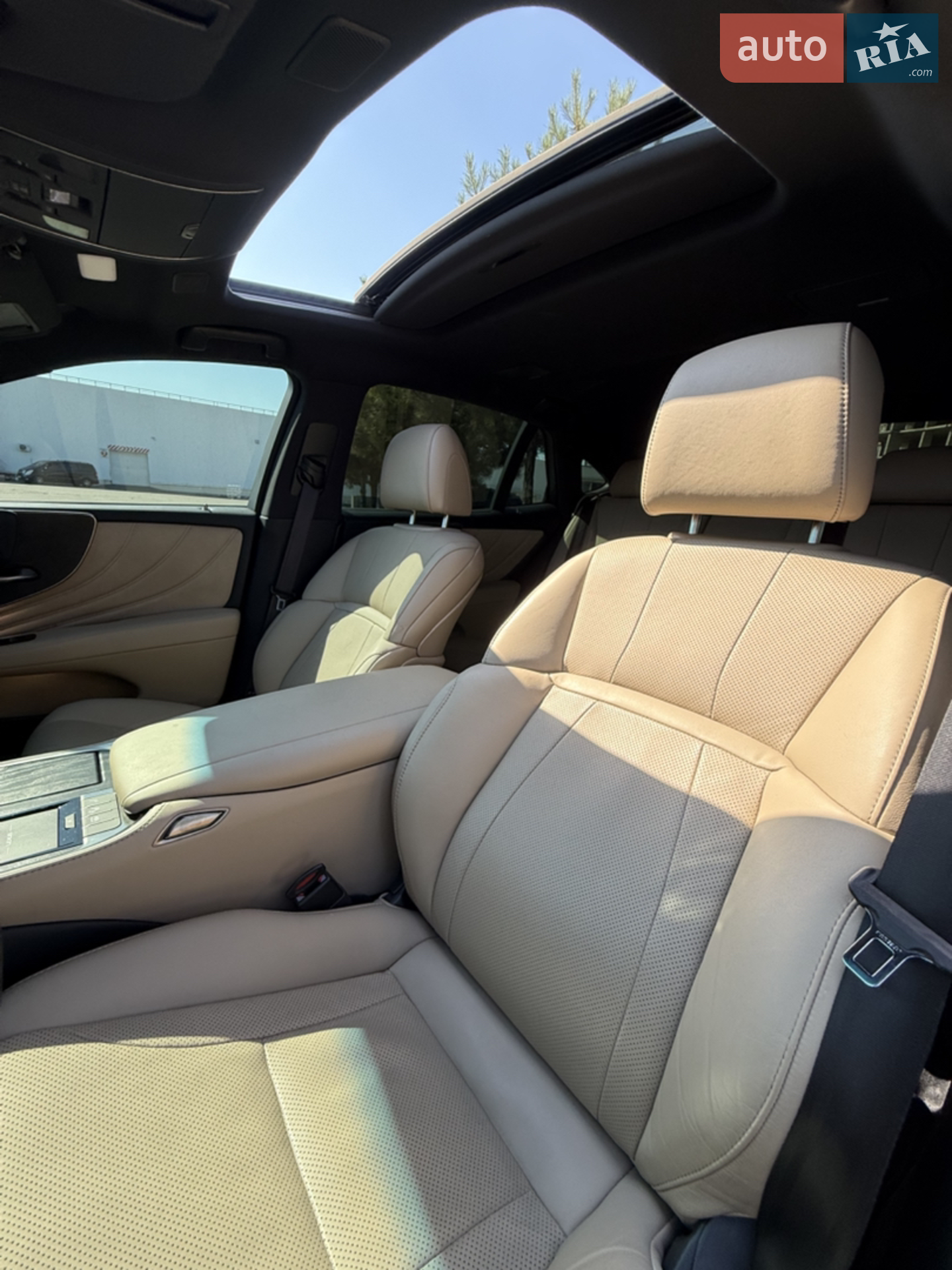 2022 Lexus LS - мініатюра 11