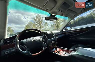 Седан Lexus LS 2009 в 