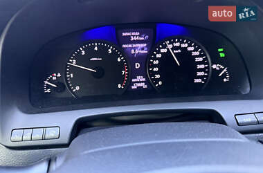 Седан Lexus LS 2012 в Умани