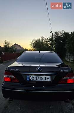 Седан Lexus LS 2004 в 