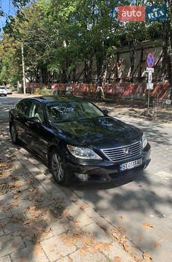 Седан Lexus LS 2011 в 