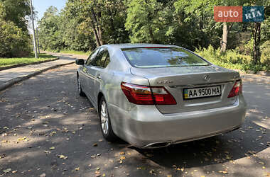 Седан Lexus LS 2011 в 