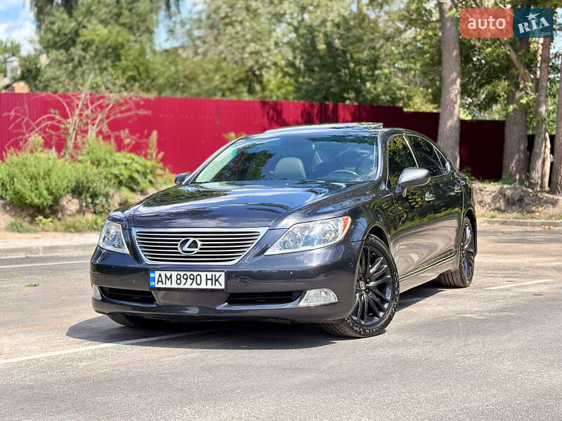 Седан Lexus LS 2007 в 