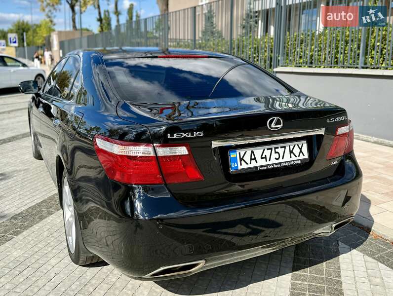 Седан Lexus LS 2009 в Киеве