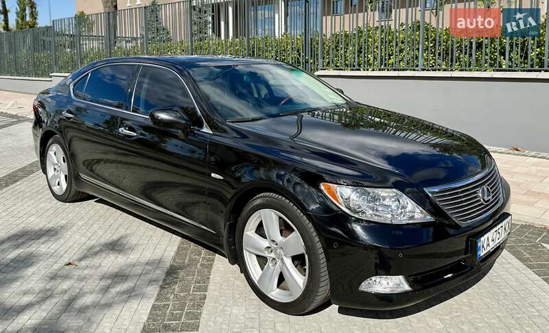 Седан Lexus LS 2009 в Киеве