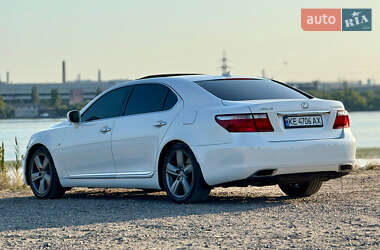 Седан Lexus LS 2007 в 