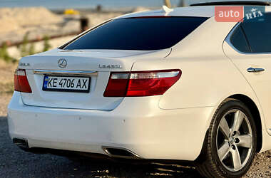 Седан Lexus LS 2007 в 