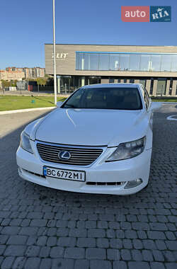Седан Lexus LS 2007 в 