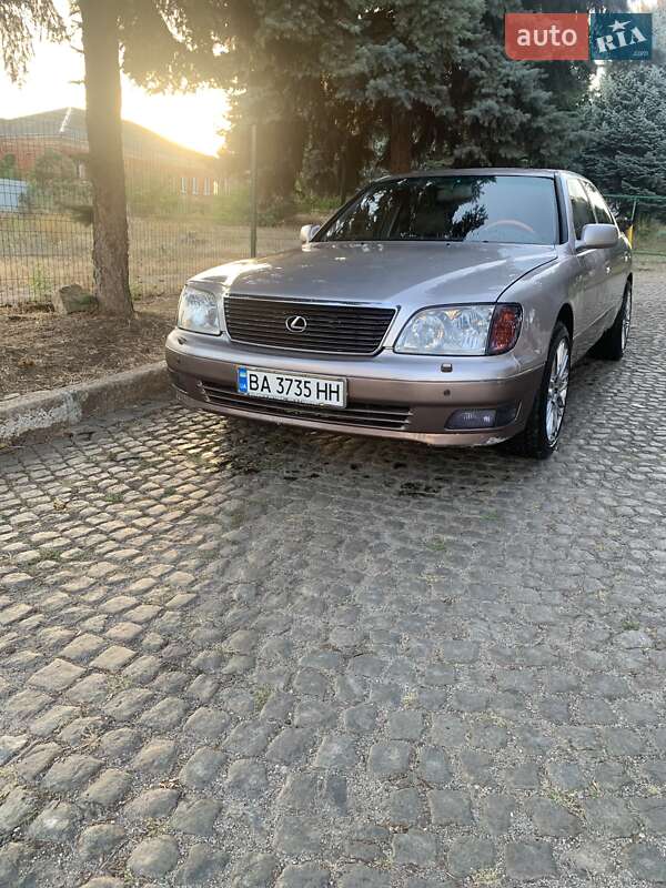 Седан Lexus LS 1999 в Кропивницком