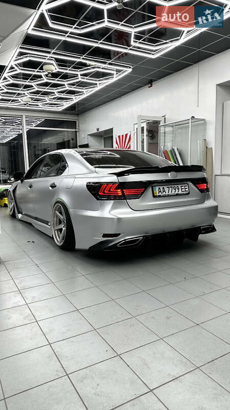 Седан Lexus LS 2007 в Киеве