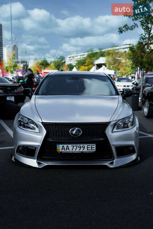 Седан Lexus LS 2007 в Киеве