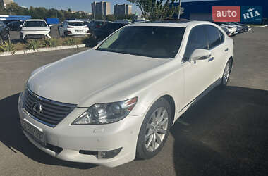 Седан Lexus LS 2011 в Киеве