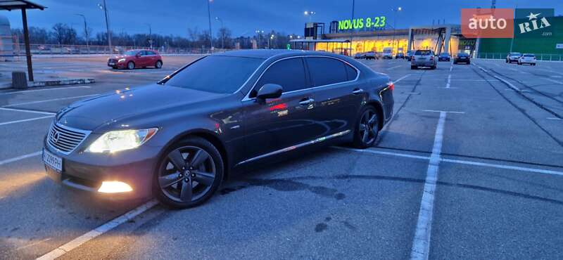 Седан Lexus LS 2007 в Києві