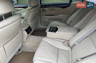 Седан Lexus LS 2006 в 