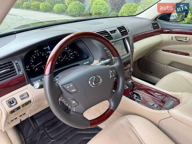 Седан Lexus LS 2007 в Киеве фото 49 Седан Lexus LS 2007 в Киеве