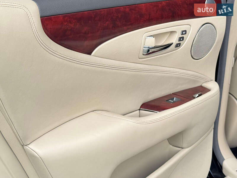 Седан Lexus LS 2007 в Киеве фото 58 Седан Lexus LS 2007 в Киеве