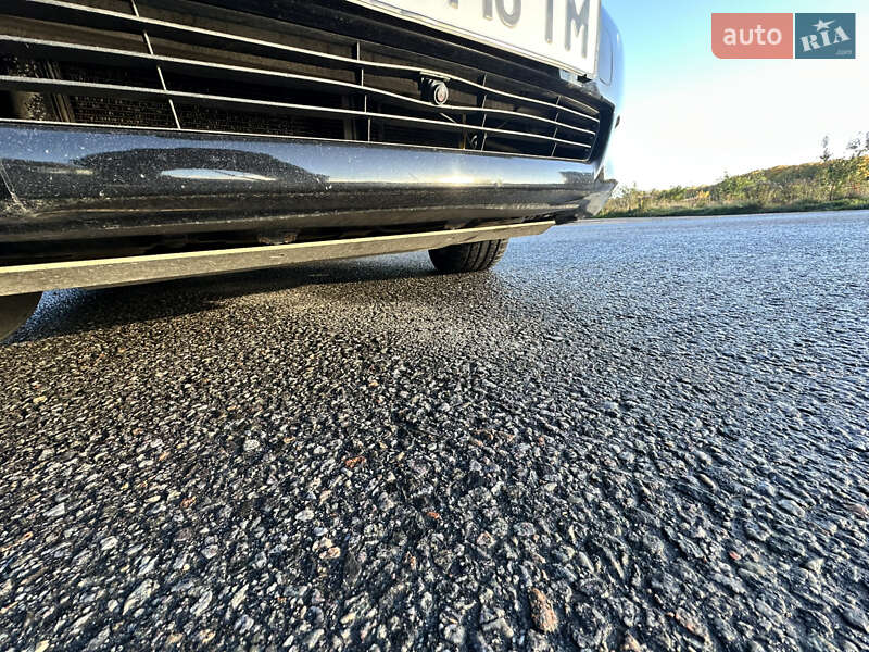 Седан Lexus LS 2010 в Виннице