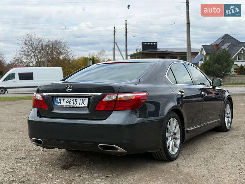 Седан Lexus LS 2011 в Івано-Франківську