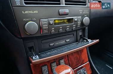 Седан Lexus LS 2005 в 
