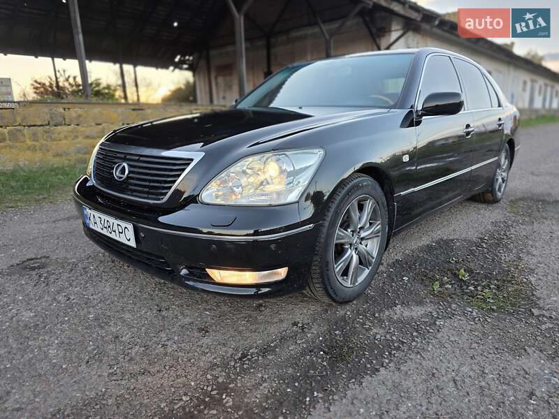 Седан Lexus LS 2005 в 