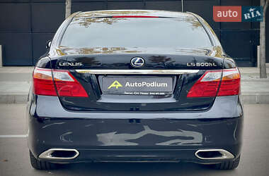 Седан Lexus LS 2012 в 