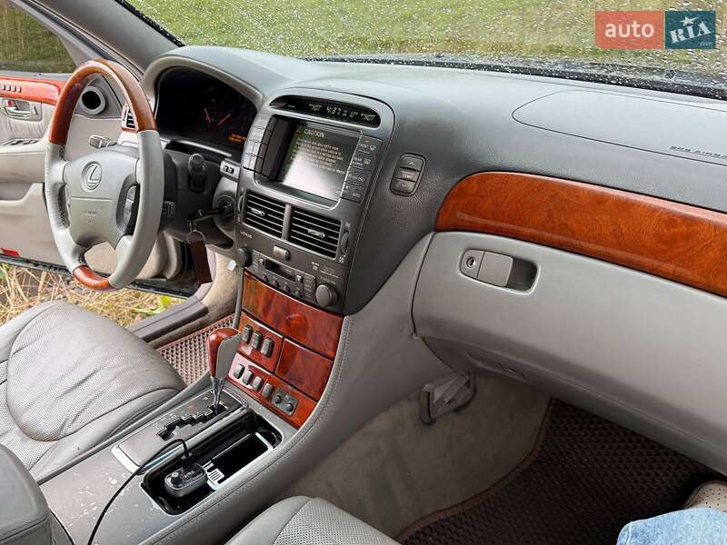 Седан Lexus LS 2002 в Львові фото 12 Седан Lexus LS 2002 в Львові
