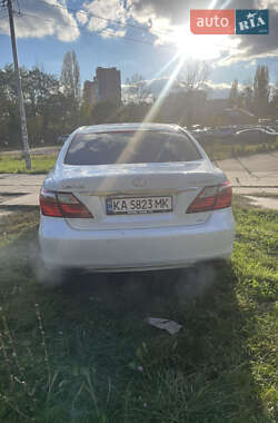 Седан Lexus LS 2010 в Киеве