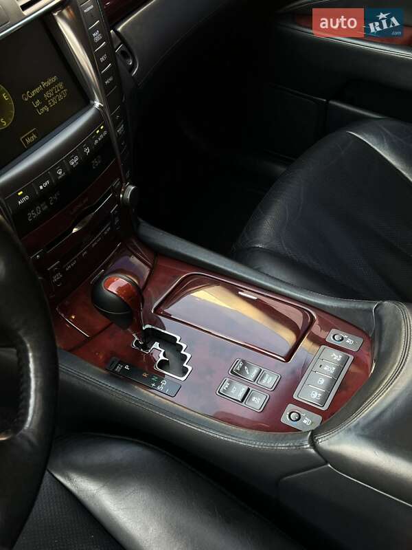 Седан Lexus LS 2007 в Києві