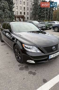 Седан Lexus LS 2008 в Киеве