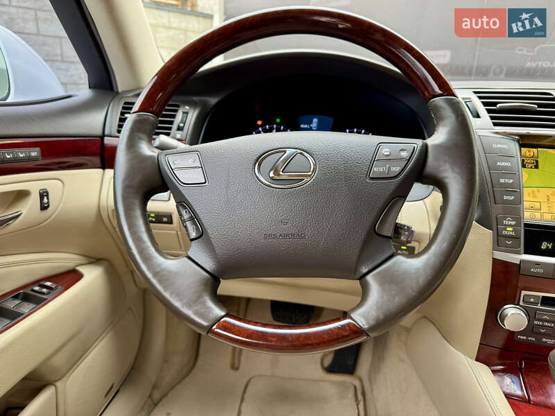 Седан Lexus LS 2010 в Одесі