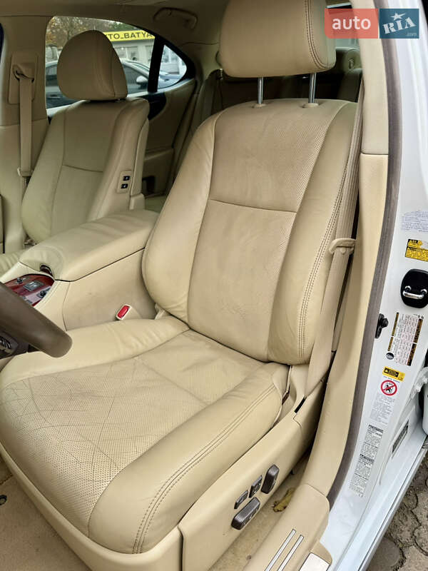 Седан Lexus LS 2010 в Одесі