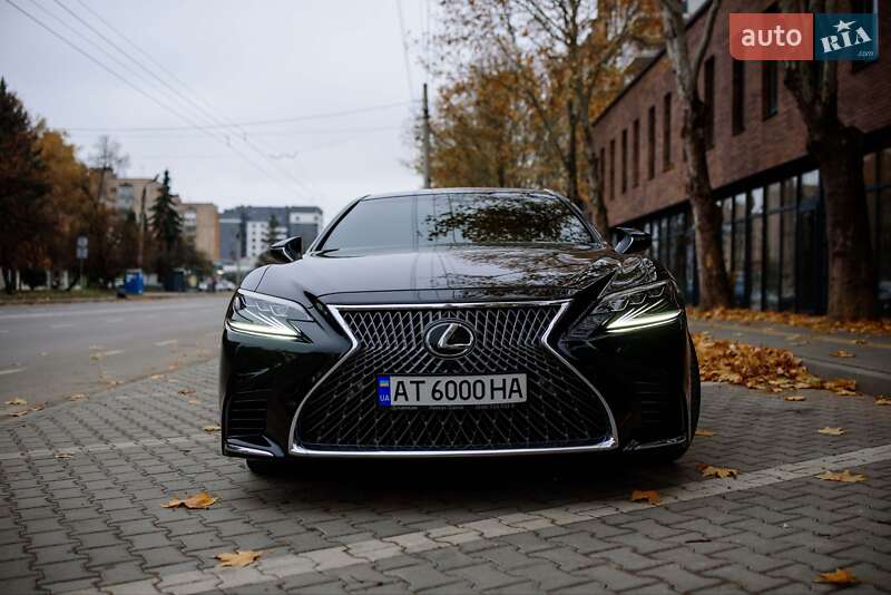 Седан Lexus LS 2018 в Ивано-Франковске