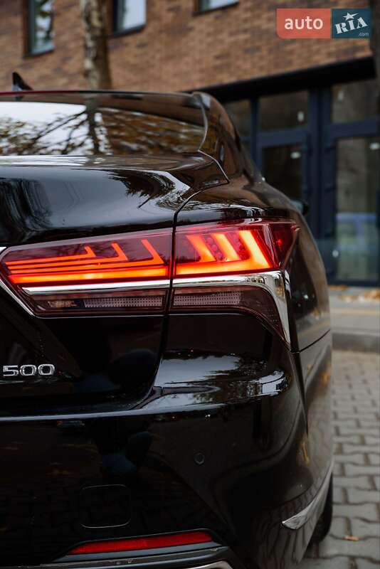 Седан Lexus LS 2018 в Ивано-Франковске