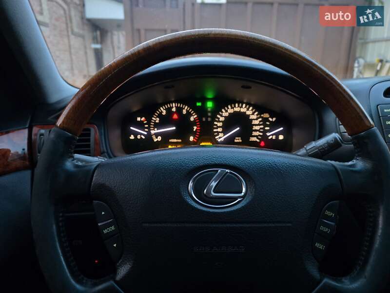 Седан Lexus LS 2005 в Бердичеве
