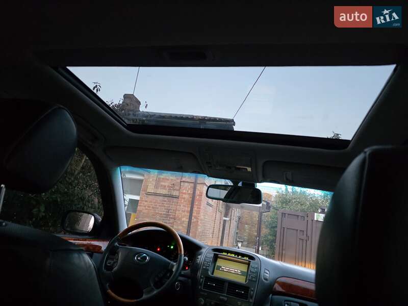 Седан Lexus LS 2005 в Бердичеве