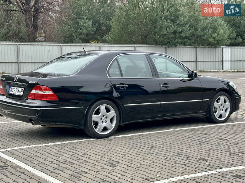 Седан Lexus LS 2004 в Луцке