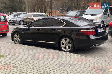 Седан Lexus LS 2008 в Луцке