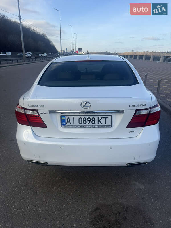 Седан Lexus LS 2009 в Києві