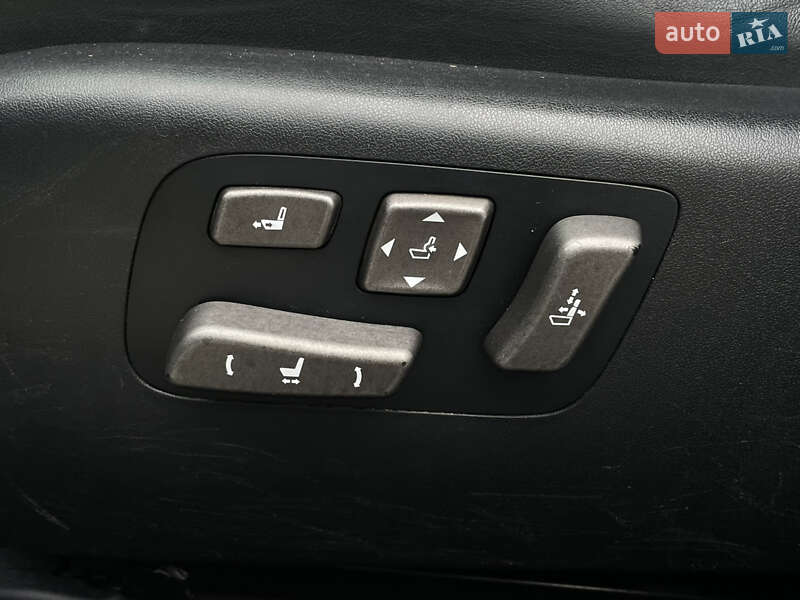 Седан Lexus LS 2007 в Луцке