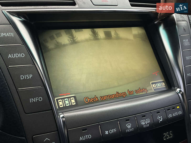 Седан Lexus LS 2007 в Луцке