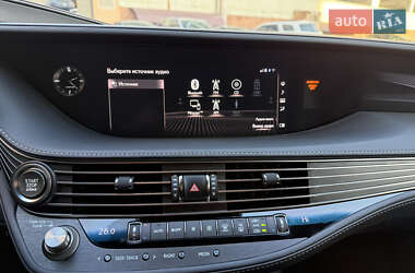 Седан Lexus LS 2018 в Киеве