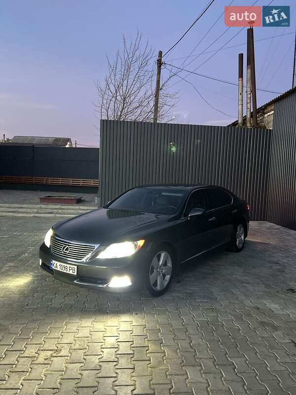 2007 Lexus LS, VIN JTHGL46F575011645:plate — фото 1 (autoria)