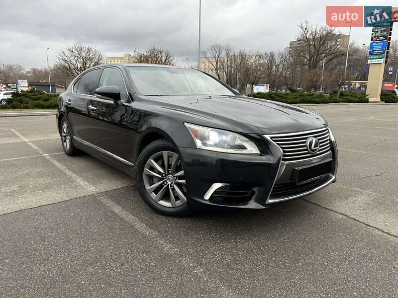 2012 Lexus LS, VIN JTHDL46F905004917:plate — фото 1 (autoria)