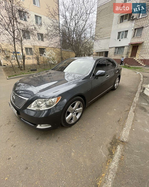 Седан Lexus LS 2007 в Одессе