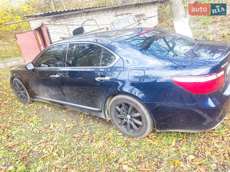Седан Lexus LS 2007 в Рівному фото 5 Седан Lexus LS 2007 в Рівному