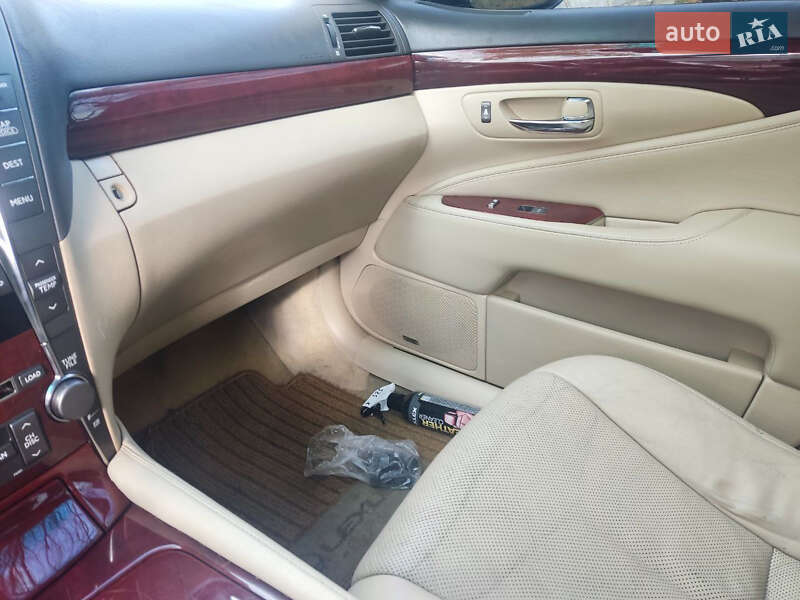 Седан Lexus LS 2007 в Рівному фото 9 Седан Lexus LS 2007 в Рівному