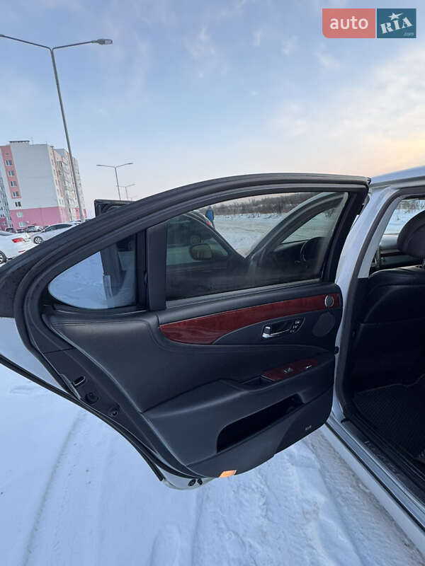 Седан Lexus LS 2007 в Виннице