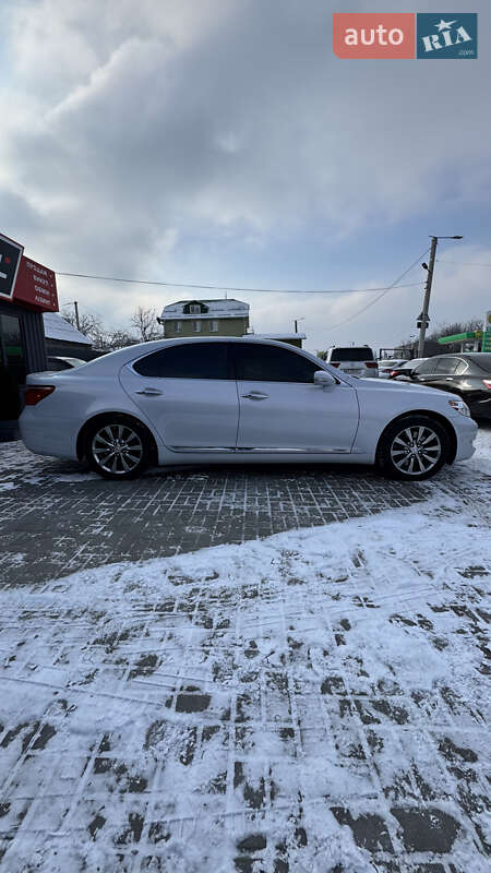 Седан Lexus LS 2010 в Кропивницькому