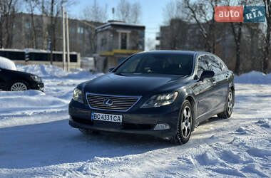 Седан Lexus LS 2007 в Шептицькому